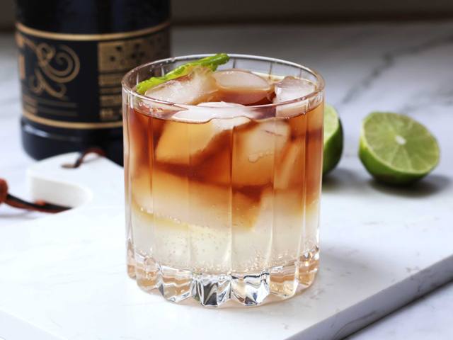 Dark 'n' Stormy
